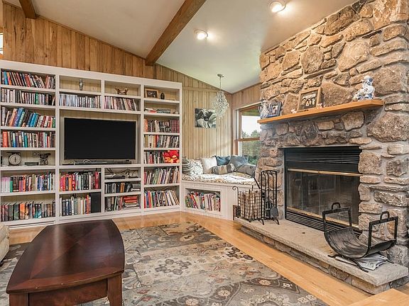 4th image of 6434 Snyder Ln