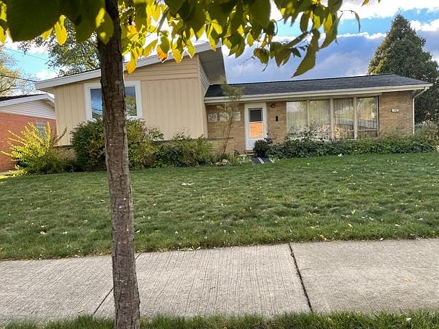 1st image of 718 S Ahrens Ave