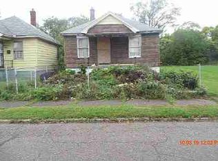 13951 Goddard Ave, Hamtramck, MI 48212