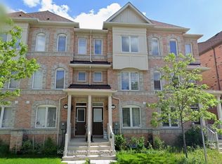 19 De Jong St, Toronto, ON M1P0C1