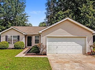 11219 Gold Pan Rd, Charlotte, NC 28215