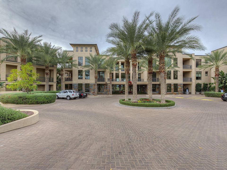 1st image of 8 Biltmore Est Unit 305
