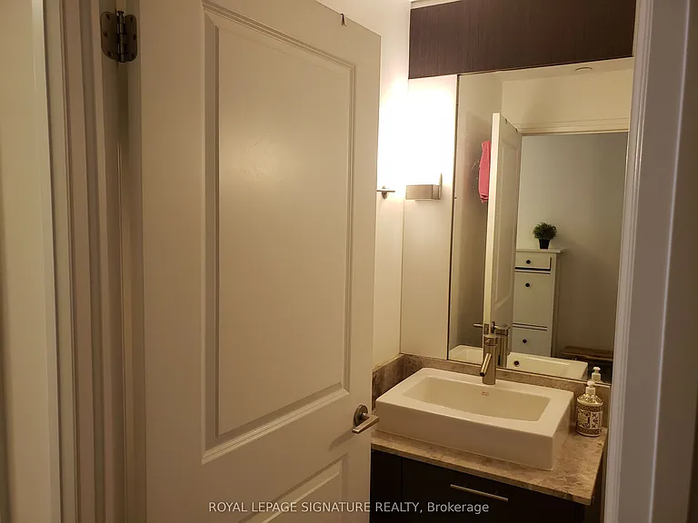 8 Mercer St #1504 — Photo 18