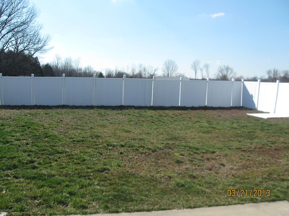 2nd image of 2445 N Terry Rd