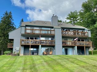 111 Green Cir, Paupack, PA 18451