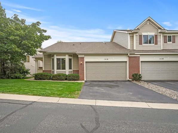 1416 Summit Shores Dr, Burnsville, MN 55306