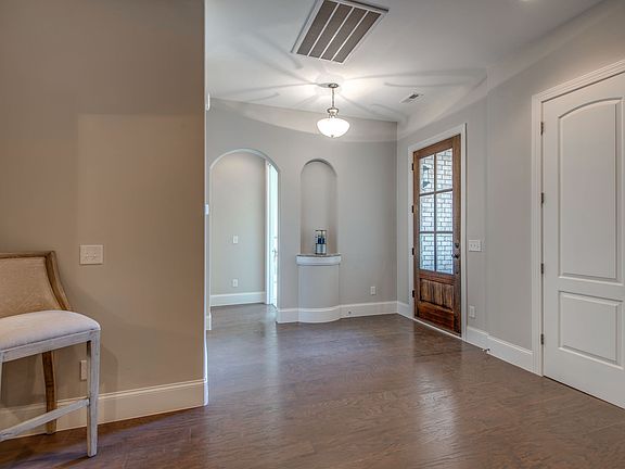 4th image of 168 Cobbler Cir