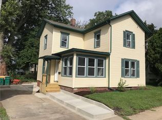 566 N Walnut St, Wooster, OH 44691