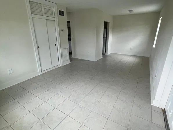 21350 Coulton Ave, Pt Charlotte, FL 33952