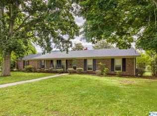 1814 Rosalie Ridge Dr NE, Huntsville, AL 35811