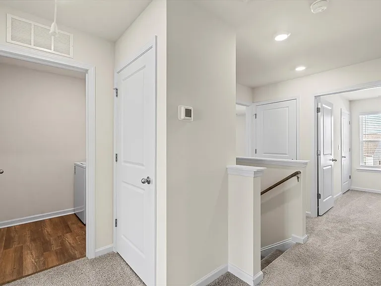 1339 37th Avenue Ln NE — Photo 25