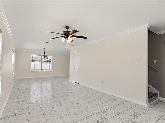 4th image of 2020 Lac La Belle Dr
