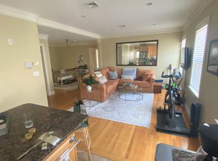 447 E 7th St, South Boston, MA 02127