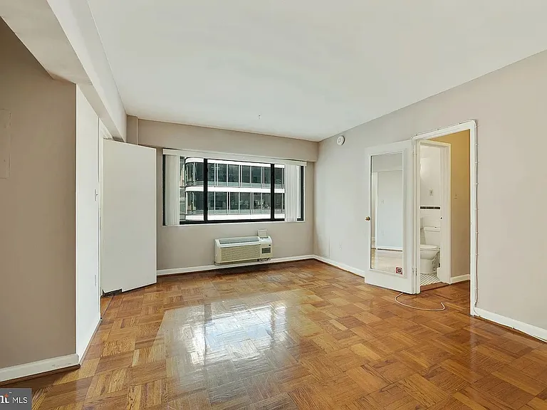 2141 I St NW #514 — Photo 21