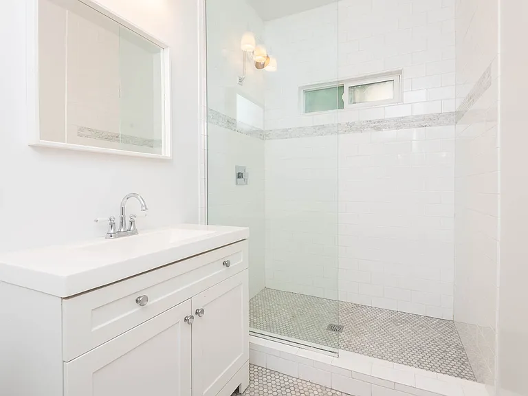 7722 Rosewood Ave #7722 — Photo 12