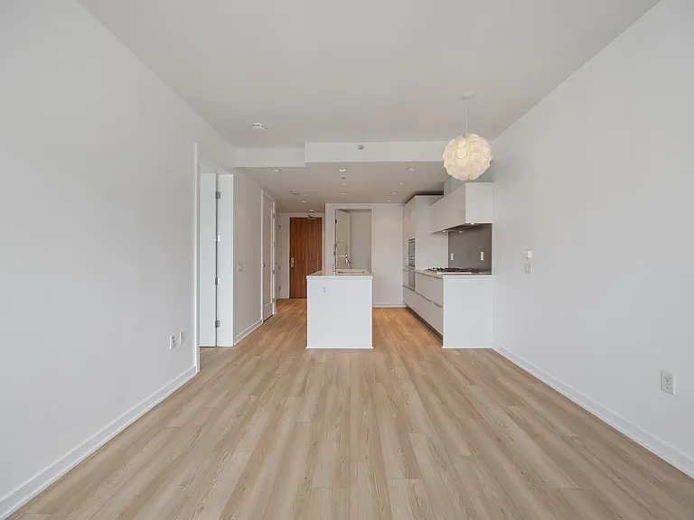 1661 Ontario St #611 — Photo 6