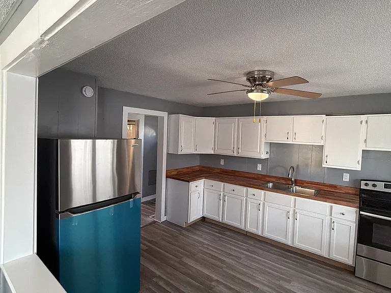 507 S Shaw St — Photo 5