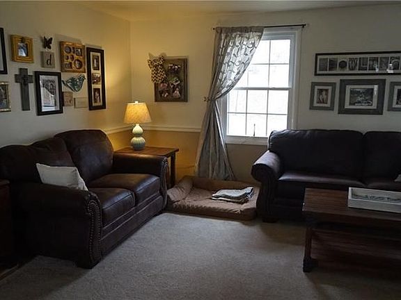 5th image of 225 Havenhill Dr