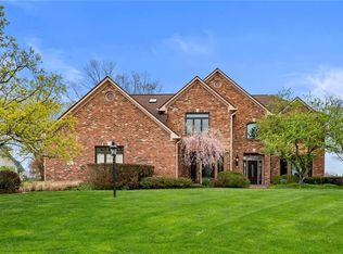 1424 N Claridge Way, Carmel, IN 46032