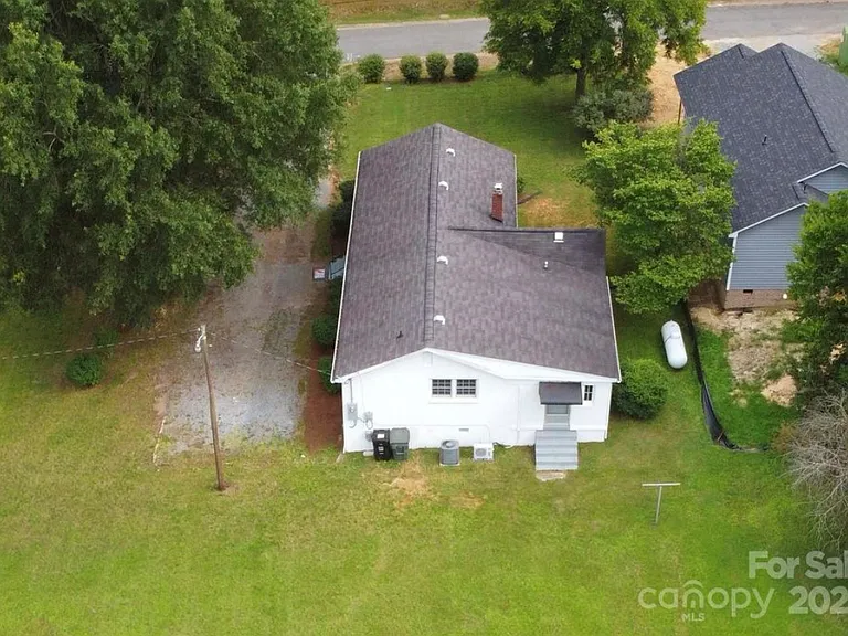 80 Sumner Ave NW — Photo 34