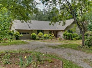 1065 Howard Gap Rd, Tryon, NC 28782
