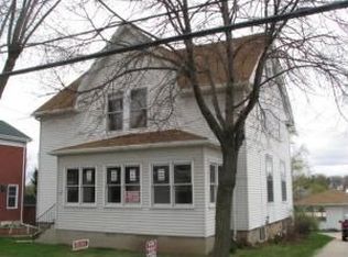 116 E Sumner St, Hartford, WI 53027