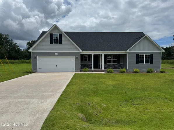 107 Woodford Drive, Jacksonville, NC 28540