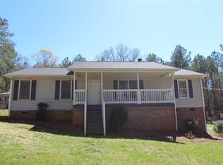 87 Brantley Ave, Ridgeway, SC 29130