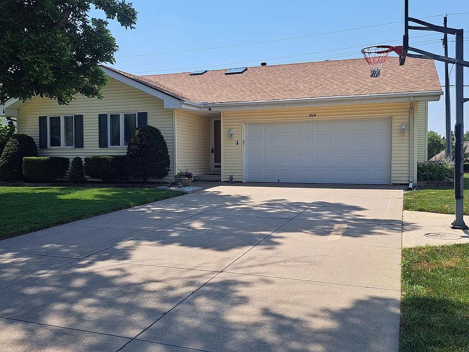 1st image of 9604 S 24th St