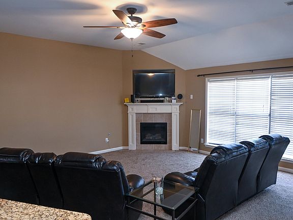 5th image of 7900 Ivy Lake Ln