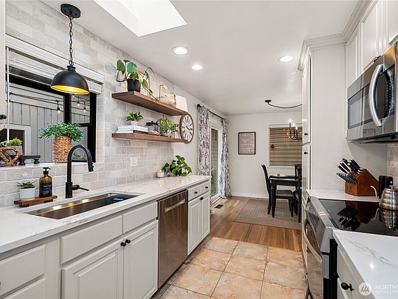 5th image of 23210 SE 312 Street