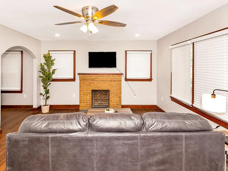 2806 Union Dr NW — Photo 3