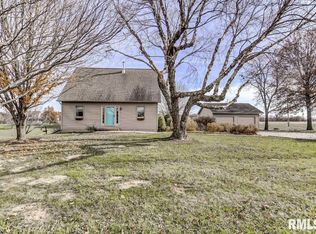 8300 Thomas Rd, Rochester, IL 62563