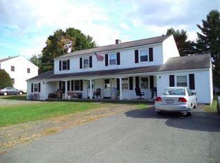 41 Hobart Ln, Amherst, MA 01002
