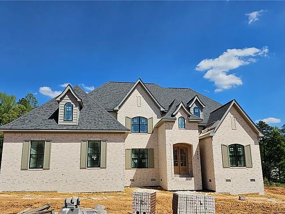 3rd image of 7518 Shadow Creek Dr