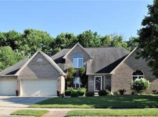 2081 Iroquois Trl, Columbus, IN 47203
