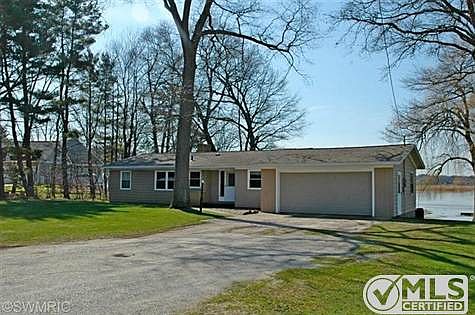 Front - 15464 Leonard