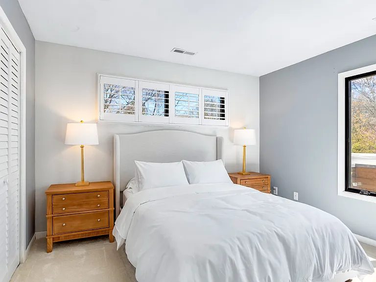 37 Bay Woods Dr — Photo 26