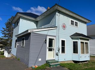 1212 Main St, Washburn, ME 04786