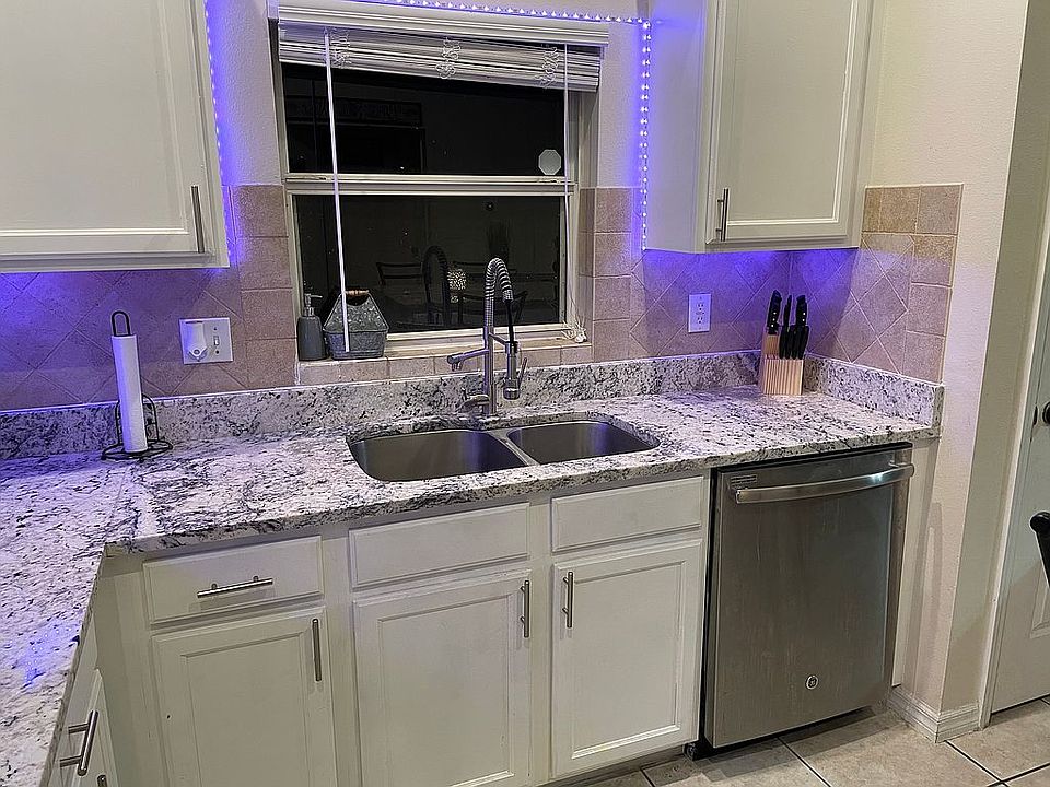 1st image of 310 Clydesdale Cir