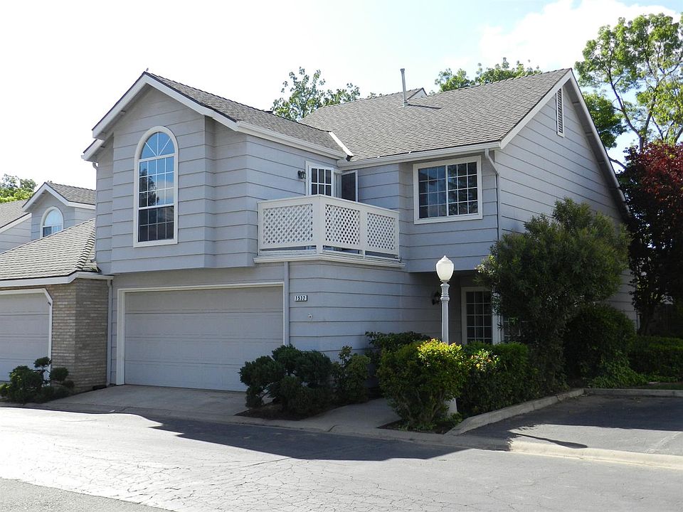 1st image of 7532 N Millbrook Ave