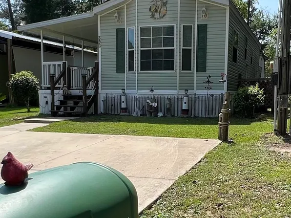 393 Maria Dr, Lillian, AL 36549