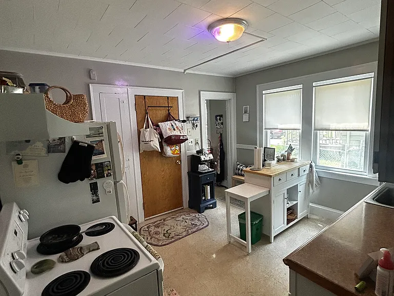 32 Bretton Rd #1 — Photo 7