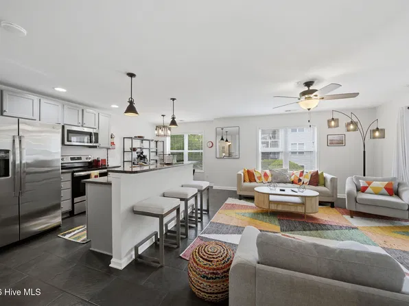 3350 Club Villas Dr #1803, Southport, NC 28461