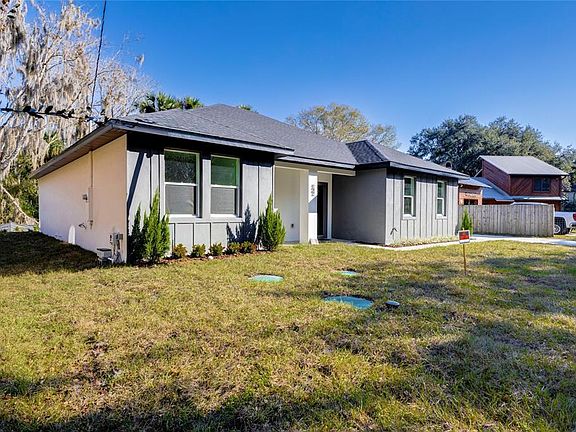 4th image of 127 Hibiscus Ln
