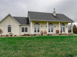 9363 NE Shoal Creek Rd, Cameron, MO 64429