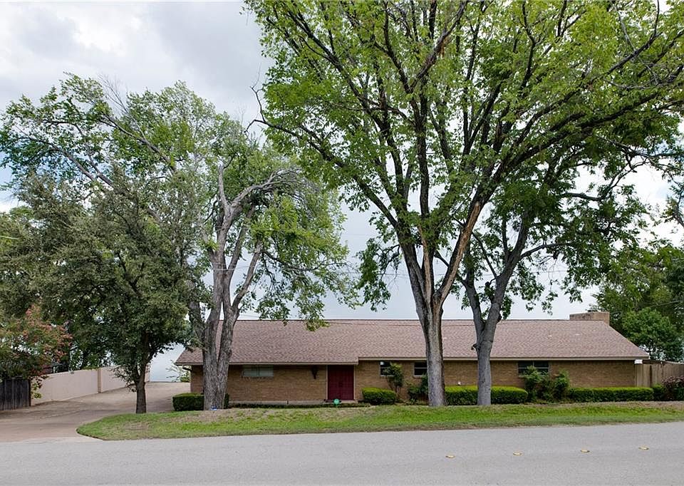 1st image of 8832 Heron Dr