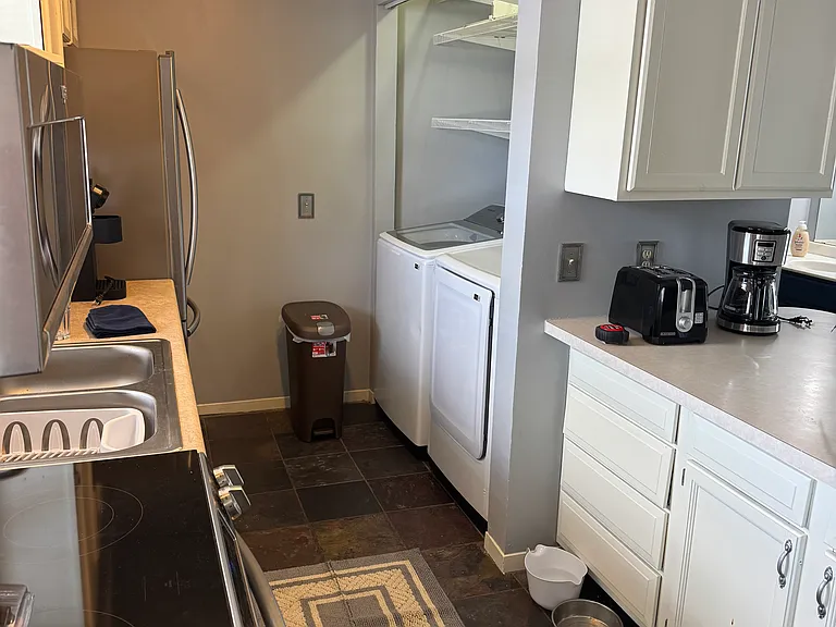 3300 E Lake Rd — Photo 3