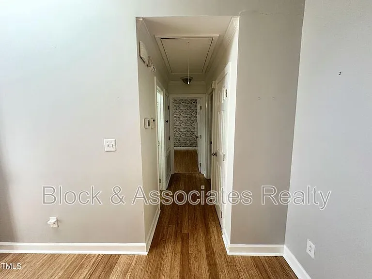 200 W Woodcroft Pkwy #57A — Photo 11