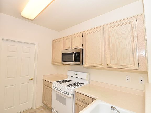 4th image of 7189 S Durango Dr Unit 213